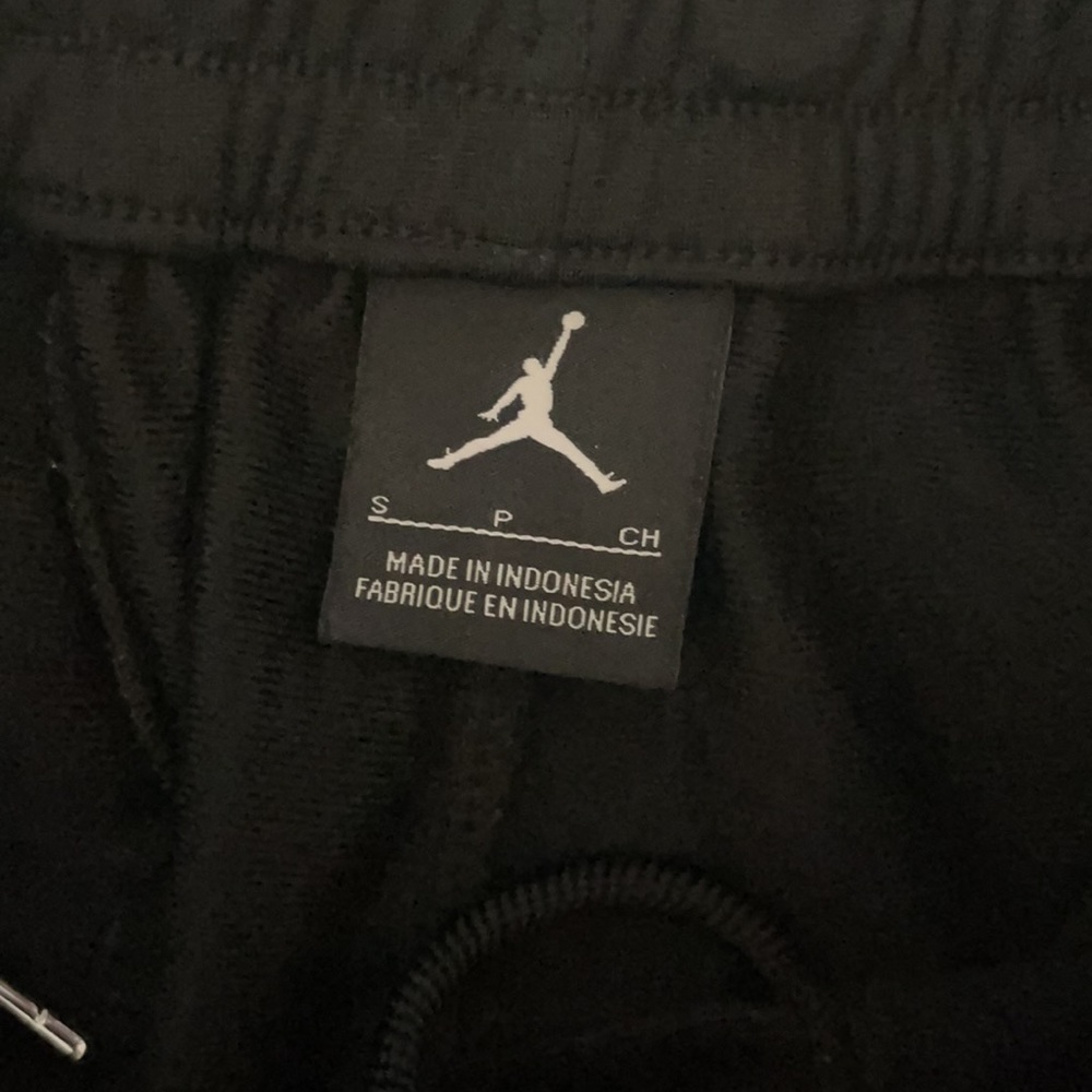 Jordan pants - Picture 3 of 4